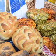 Display of artisan bread at the farmers' market © David Fisher