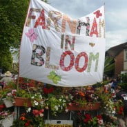 Trailer, Farnham in Bloom banner, flowers on trailer. Carnival float.