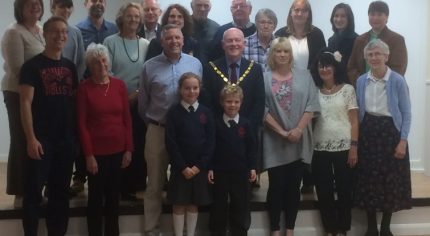 Group of people with the Mayor.