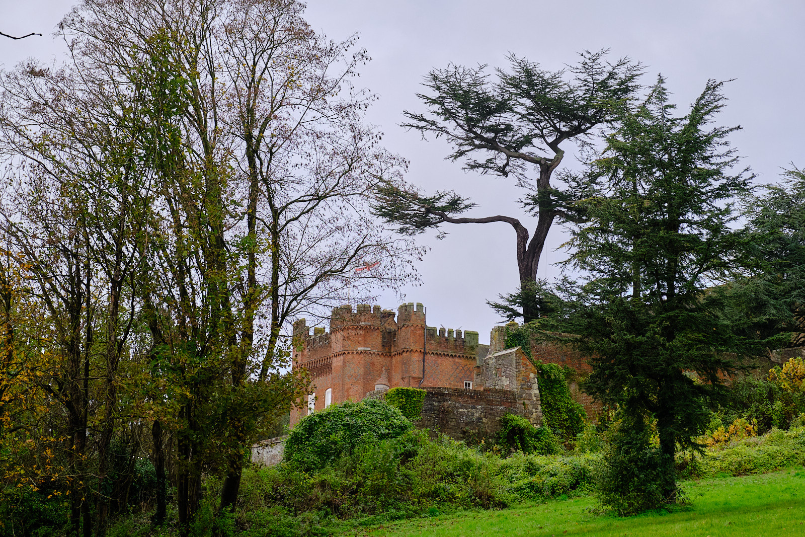Farnham Park and Castle, Adam Isler