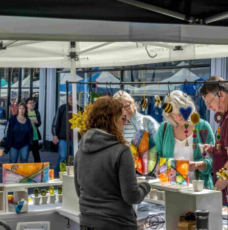 artists-makers-market