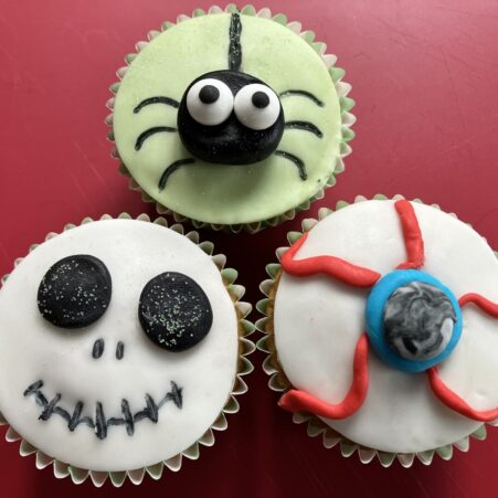 Cupcake Decorating: Halloween